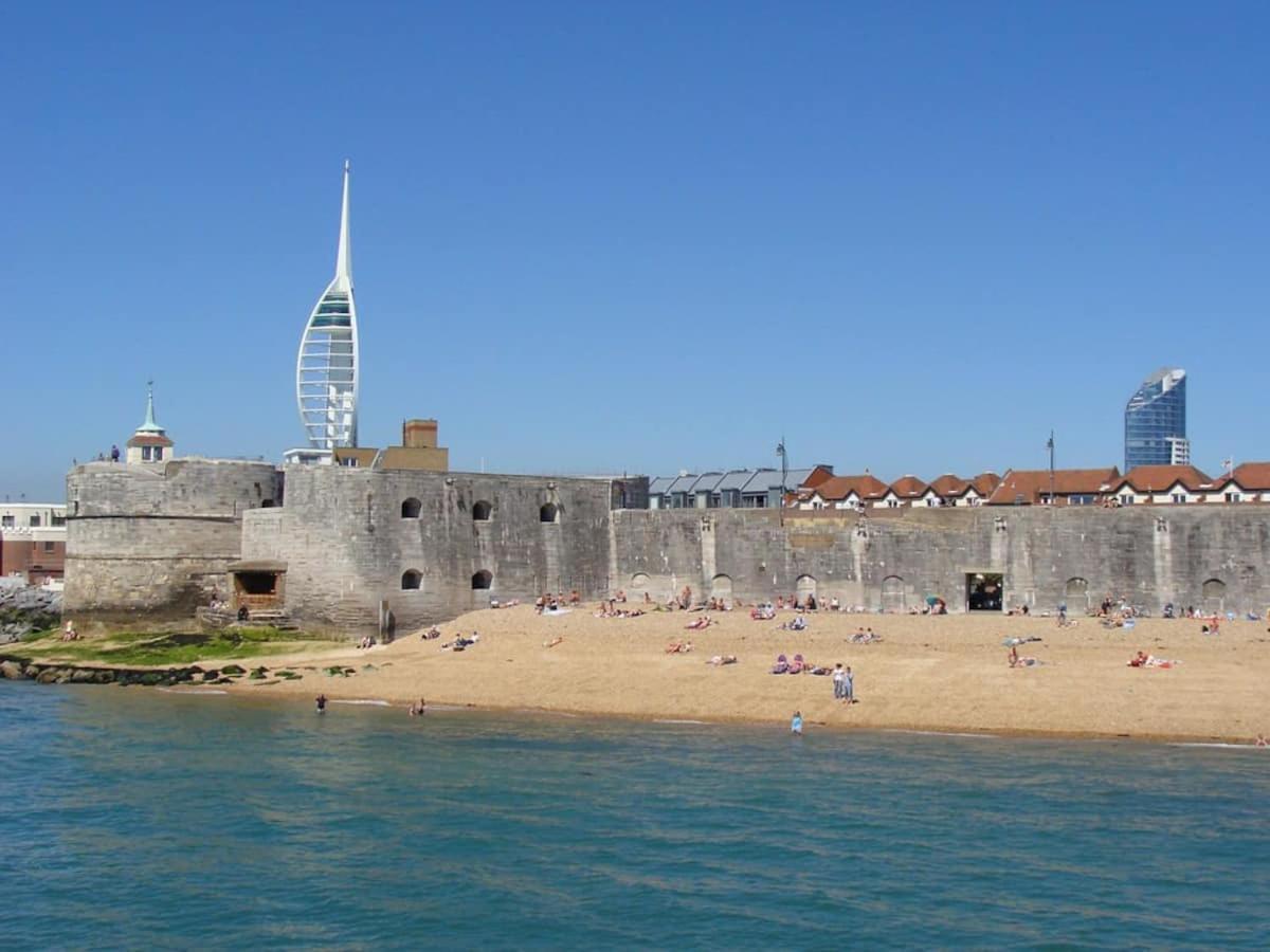 Garden Flat In The Heart Of Southsea Apartment Portsmouth Ngoại thất bức ảnh